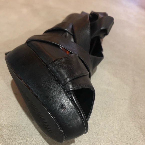 Black INC Heels - Picture 10 of 10